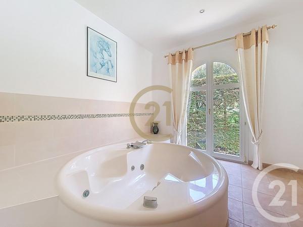 Maison à vendre  5 pièces - 175 m2 LES ARCS - 83