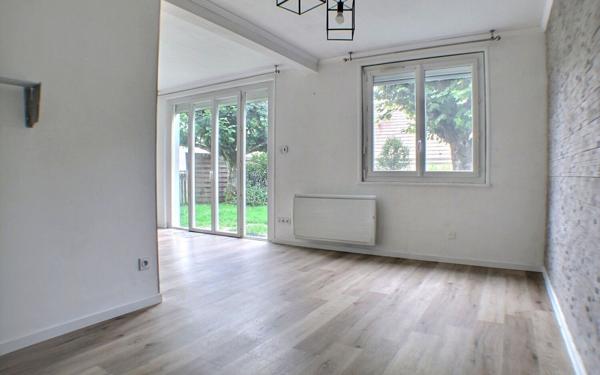 Appartement à vendre    4 pièces • 74,09 m2 Sainte-Marie-la-Blanche