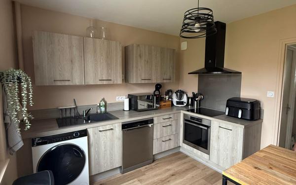 Appartement à vendre    4 pièces • 74,09 m2 Sainte-Marie-la-Blanche