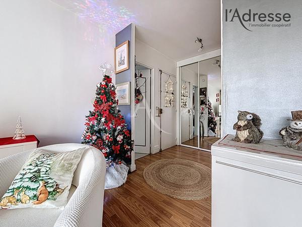 PUTEAUX/ Appartement 2 pièces 54m² - 1 Balcon de 5m² et 1 Cave