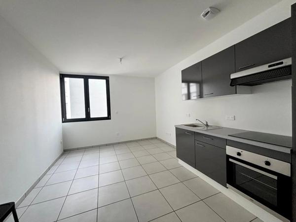 Appartement à louer 2 pièces 29.83m²