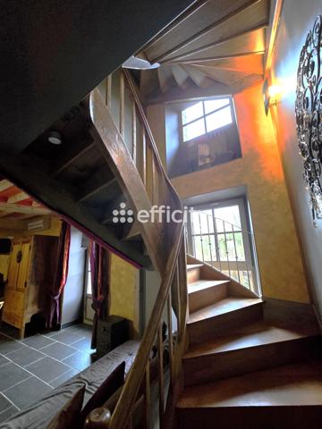 Maison 12 pièces - 284 m²