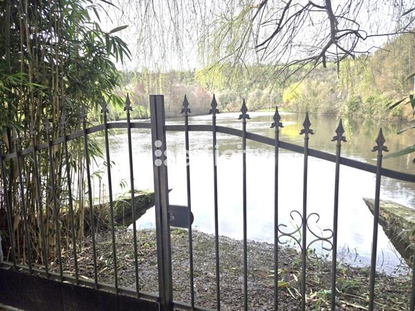 Maison 12 pièces - 284 m²