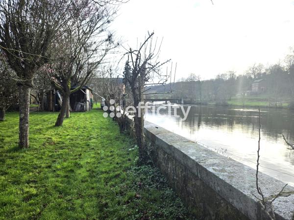 Maison 12 pièces - 284 m²