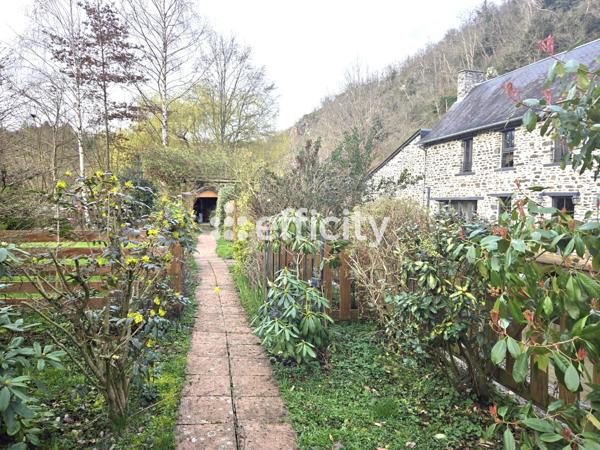 Maison 12 pièces - 284 m²