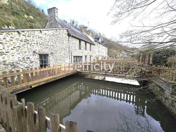 Maison 12 pièces - 284 m²