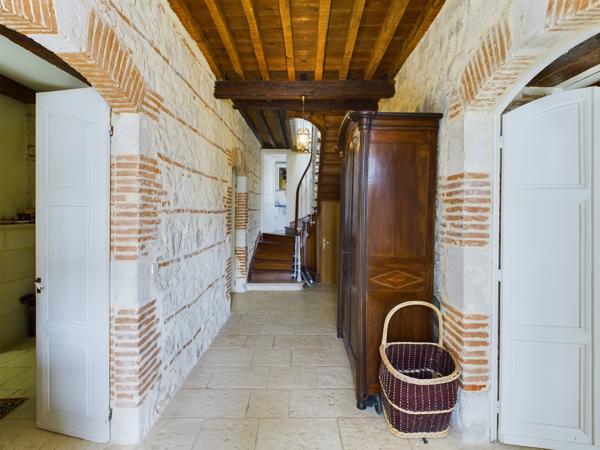 Puymirol (47270) Proche Agen, Grande Maison au village avec 4 chambres, 2 Jardins et vue sur campagne