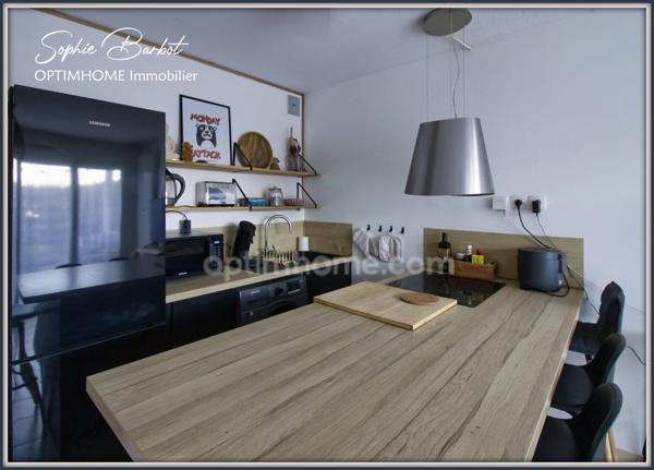 EXCLUSIVITE - Biganos Lac Vert - Appartement studio avec jardinet et parking à vendre avec locataire en place