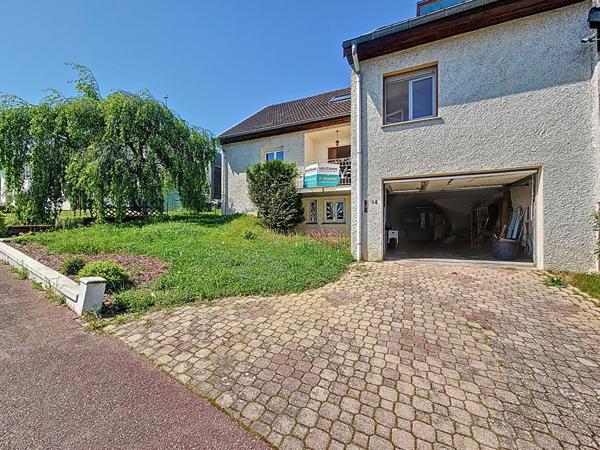 À Vendre_Maison semi mitoyenne 165m² Vandoeuvre les Nancy_Quartier Haut de Penoy_4 Chambres_espaces bureaux pièces de vie_terrasse_jardin_sous sol complet_garage_buanderie_atelier