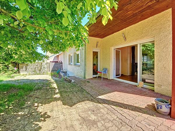 À Vendre_Maison semi mitoyenne 165m² Vandoeuvre les Nancy_Quartier Haut de Penoy_4 Chambres_espaces bureaux pièces de vie_terrasse_jardin_sous sol complet_garage_buanderie_atelier