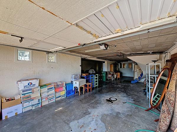 À Vendre_Maison semi mitoyenne 165m² Vandoeuvre les Nancy_Quartier Haut de Penoy_4 Chambres_espaces bureaux pièces de vie_terrasse_jardin_sous sol complet_garage_buanderie_atelier