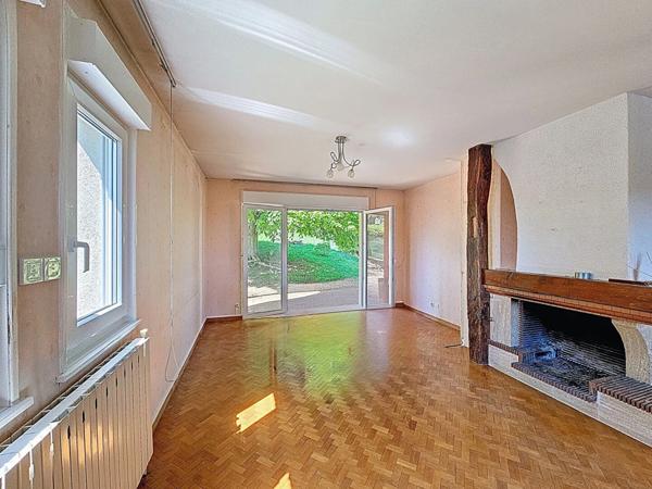 À Vendre_Maison semi mitoyenne 165m² Vandoeuvre les Nancy_Quartier Haut de Penoy_4 Chambres_espaces bureaux pièces de vie_terrasse_jardin_sous sol complet_garage_buanderie_atelier