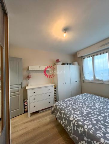 Appartement meublé 3 P avec cave et parking proche village