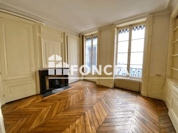 Location Appartement 3 pièces 98.8 m² - 3 RUE PLENEY Lyon 69001