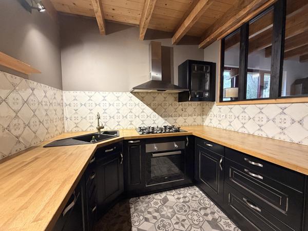 Kervignac (56700) Maison de 140m2 avec 2 suites parentales et un jardin clos.