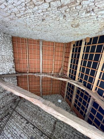 À NAINTRE (86) À vendre – Ensemble Grange 155 m² avec toiture refaite et panneaux photovoltaïques – Terrain 1123 m²