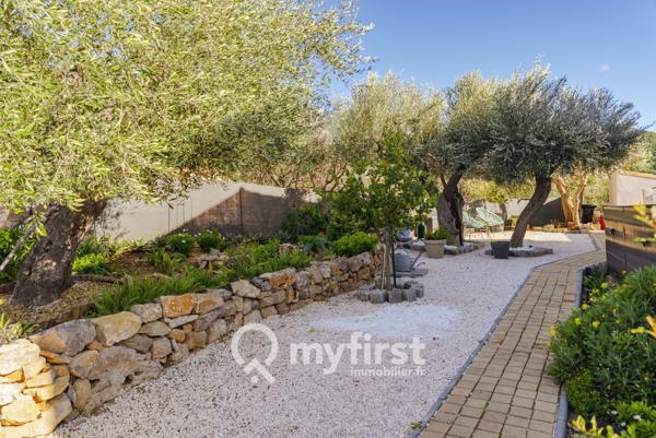 La Valette-du-Var (83160) Un appartement entre jardin secret et rooftop suspendu