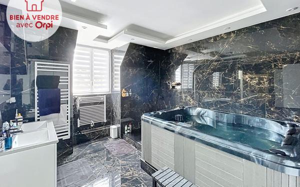 Appartement à vendre    5 pièces • 134,62 m2 Mantes-la-Jolie