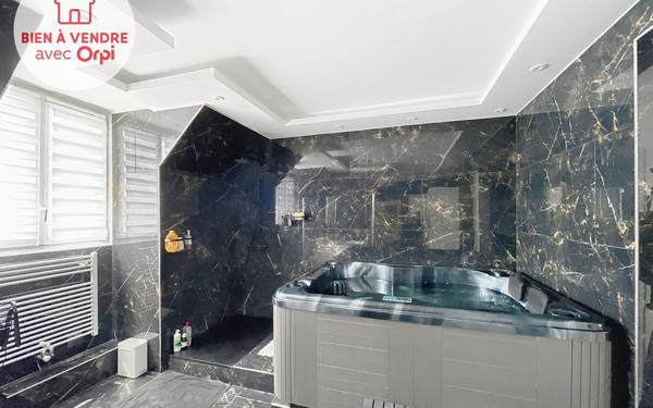 Appartement à vendre    5 pièces • 134,62 m2 Mantes-la-Jolie