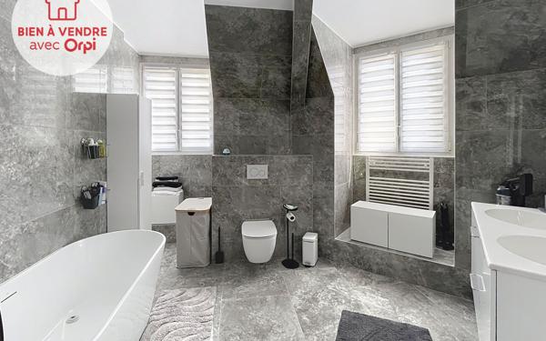 Appartement à vendre    5 pièces • 134,62 m2 Mantes-la-Jolie