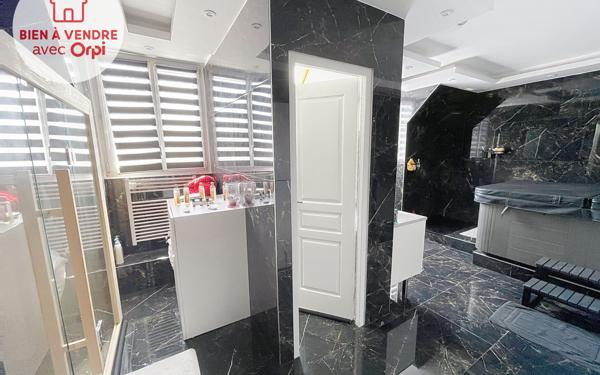 Appartement à vendre    5 pièces • 134,62 m2 Mantes-la-Jolie