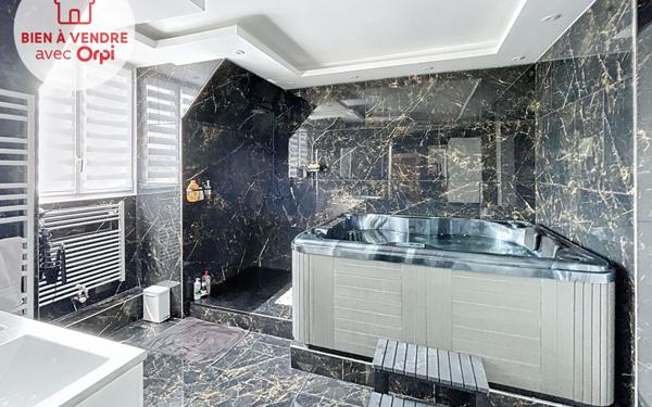 Appartement à vendre    5 pièces • 134,62 m2 Mantes-la-Jolie