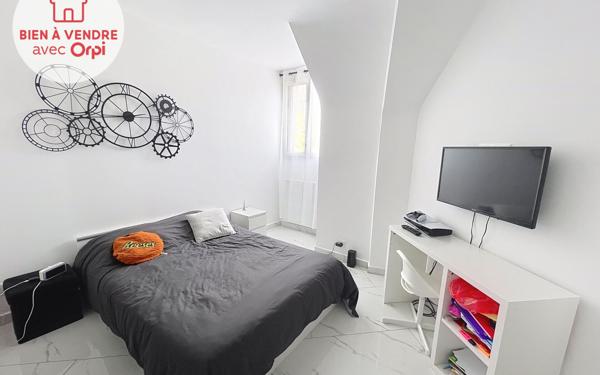 Appartement à vendre    5 pièces • 134,62 m2 Mantes-la-Jolie