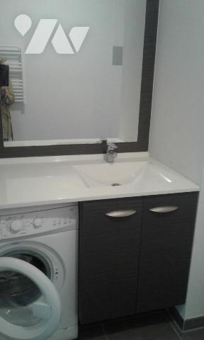 ROUTE  DE VANNES A DEUX PAS DU TRAMWAY 