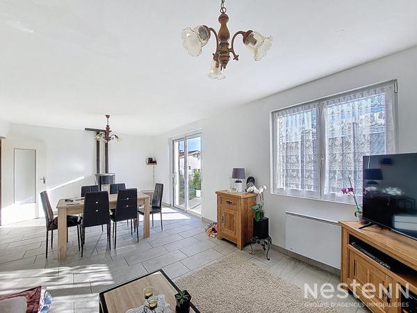 A Vendre Maison rénovée de plain-pied de 88 m² avec garage et jardin dans quartier résidentiel de Condom