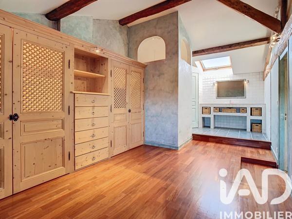 Maison à vendre 8 pièces 239 m² Gleizé
