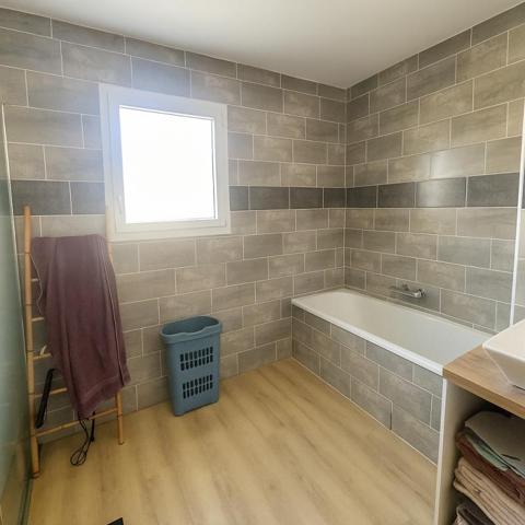 Villa Alairac 5 pièce(s) 181 m2