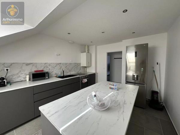 Vente                                                      Appartement
                        
                     4 pièces                      86 m2                     à Woippy