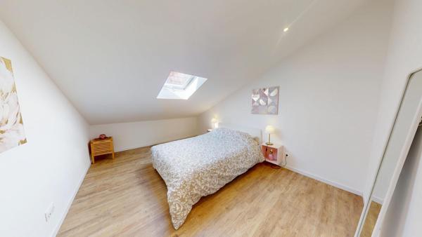 Cernay – Duplex 115 m² entièrement rénové – Esprit loft industriel