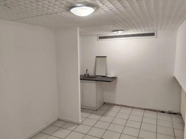 Immobilier Bondy (93140) – Commerce 78m2 – 2 500 €