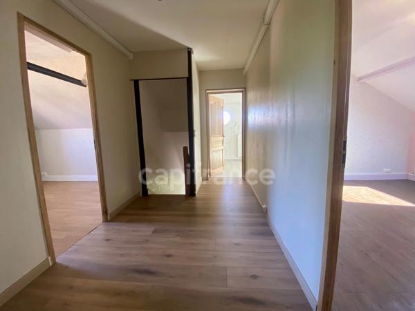 Maison à vendre 7 pièces  ()