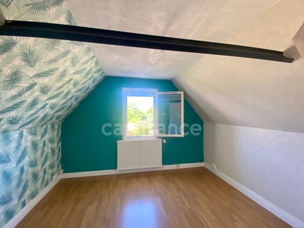 Maison à vendre 7 pièces  ()