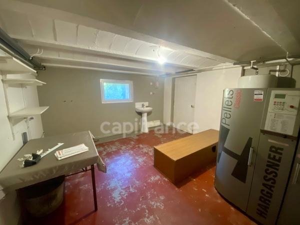 Maison à vendre 7 pièces  ()