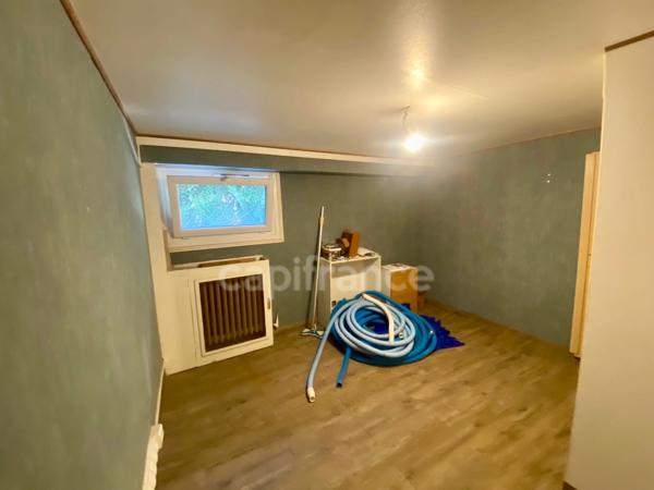Maison à vendre 7 pièces  ()