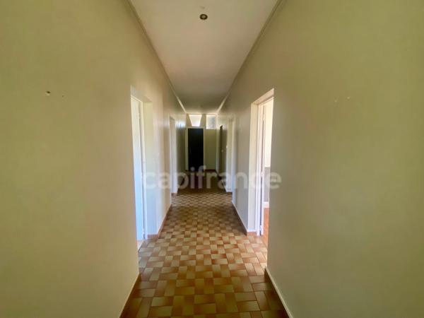 Maison à vendre 7 pièces  ()