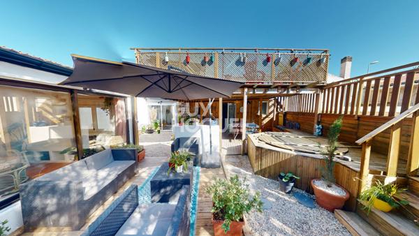 Grande maison familiale + grand chai à rénover - Sauzelle - 1km de la plage