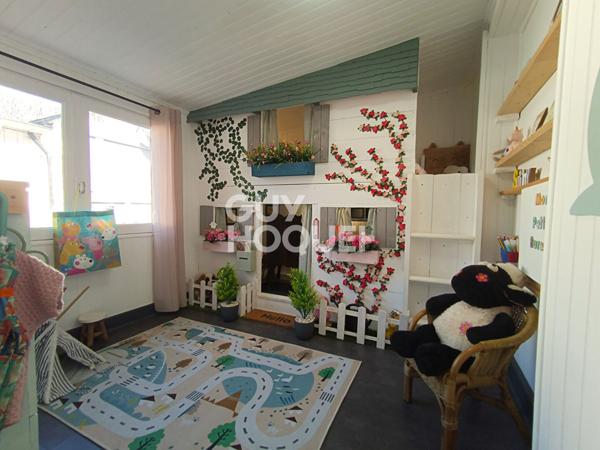 Grande maison familiale + grand chai à rénover - Sauzelle - 1km de la plage