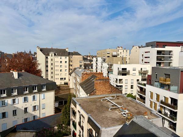 Superbe T2 lumineux Dernier étage Rennes Place de Bretagne- Bd de la tour d'auvergne