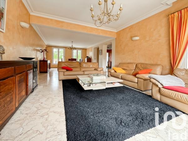 Maison à vendre 9 pièces 240 m² Chelles