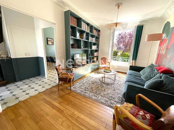 Meulière Houilles Quartier Poste à 10min gare / 5 ch / 2 SDB / Sous-sol / Garage/ Jardin