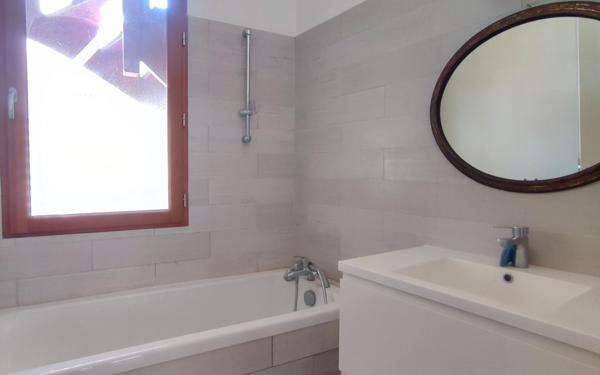 Appartement à vendre    2 pièces •  Pézenas