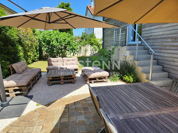 Maison / SEJOUR CUISINE 54m2 / 4 chambres / 1 SDB / 1 SDE / Combles amenagés