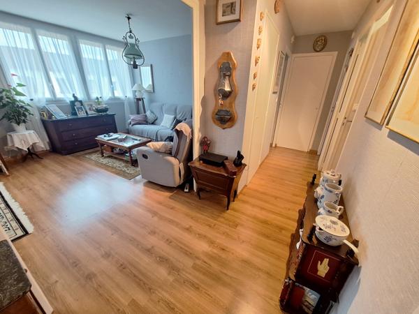 Beauvais (60000) ** LE ST JACQUES **