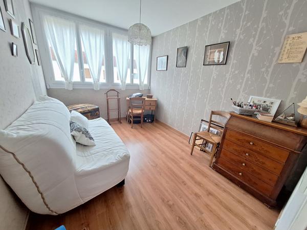 Beauvais (60000) ** LE ST JACQUES **