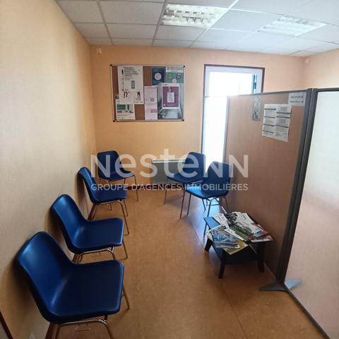 Bureaux à vendre Séné 4 pièces 104 m2 Parking