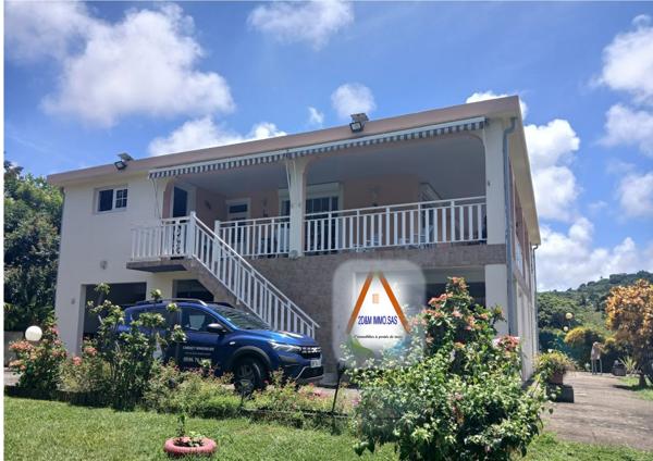 SAINTE-MARIE- Maison T5 avec terrain de 2520 m²